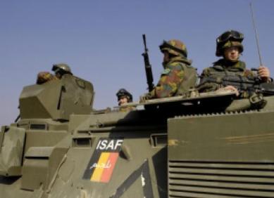 'Des soldats belges malades à cause d'irradiations en Afghanistan' - RTL Info Belgique - 27/08/2008 'Des soldats belges malades à cause d'irradiations en Afghanistan' - RTL Info Belgique - 27/08/2008