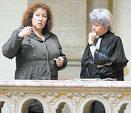 Sabine Rinckel et son avocate MeDominique Harnist, hier, à la cour d’appel de Colmar. Photo Hervé Kielwasser Sabine Rinckel et son avocate MeDominique Harnist, hier, à la cour d’appel de Colmar. Photo Hervé Kielwasser