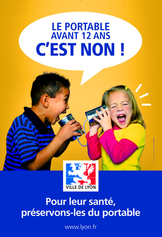 Lyon lance une campagne de prévention sur les usages du téléphone portable - Communiqué de presse des élus Verts du 12/12/2008 Lyon lance une campagne de prévention sur les usages du téléphone portable - Communiqué de presse des élus Verts du 12/12/2008