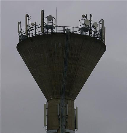 Le « Collectif pour la vie » a déposé une plainte contre X au TGI de Dijon pour faire cesser les émissions de WiMax Photo N.D. Le « Collectif pour la vie » a déposé une plainte contre X au TGI de Dijon pour faire cesser les émissions de WiMax Photo N.D.