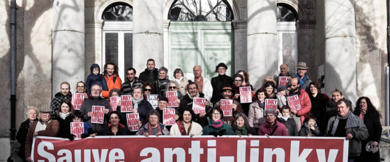 Dans le centre-ville, difficile de manquer l’opposition aux compteurs Linky. Photo DR