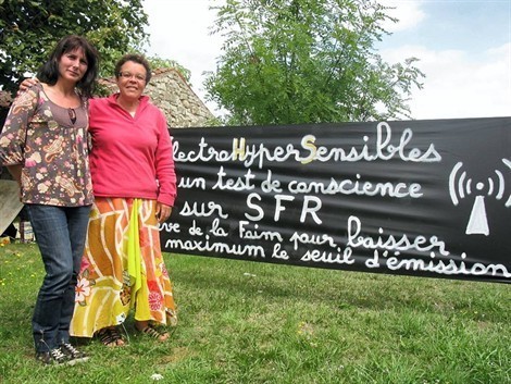 Brigitte et Anne ont commencé leur grève de la faim mardi. Elles sont déterminées à aller jusqu’au bout. Brigitte et Anne ont commencé leur grève de la faim mardi. Elles sont déterminées à aller jusqu’au bout.