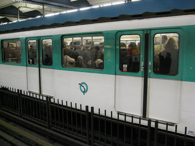 Métro : les mauvaises ondes de la RATP - 08/02/2012 Métro : les mauvaises ondes de la RATP - 08/02/2012