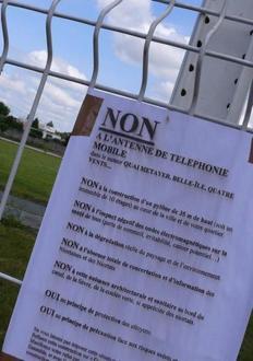 La contestation ne cessait de monter en puissance quai Métayer. La contestation ne cessait de monter en puissance quai Métayer.