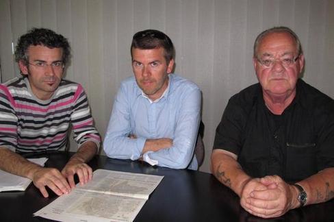 "La chasse aux mauvaises ondes est ouverte " - La Nouvelle République - 20/07/2012 "La chasse aux mauvaises ondes est ouverte " - La Nouvelle République - 20/07/2012