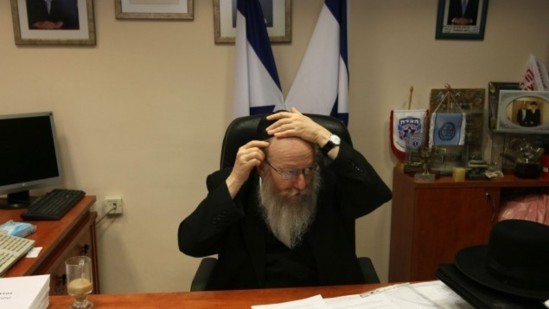 Le vice-ministre Yaakov Litzman en 2011. (crédits photo : Kobi Gideon/Flash 90) Le vice-ministre Yaakov Litzman en 2011. (crédits photo : Kobi Gideon/Flash 90)