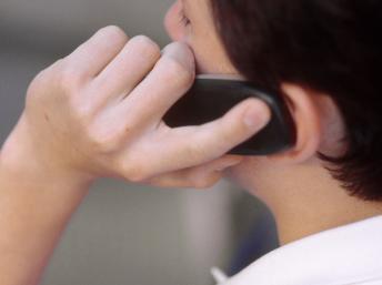 La justicia italiana estableció que el uso excesivo del celular provoca cáncer. Getty images/Leanne Temme La justicia italiana estableció que el uso excesivo del celular provoca cáncer. Getty images/Leanne Temme