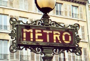 "Radiofréquences: le métro sur écoute" - Journal de l'Environnement - 27/01/2014 "Radiofréquences: le métro sur écoute" - Journal de l'Environnement - 27/01/2014