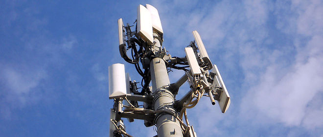 Antenne-relais Free Mobile : face à la "pollution visuelle", les habitants aimeraient au moins payer moins d’impôts - universfreebox.com - 10/09/2019