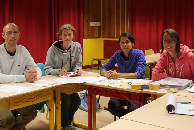 Des parents d'élèves de l'école Louise-Michel ont constitué un collectif pour déplacer l'antenne-relais située à 70 m de l'établissement. OUEST-FRANCE