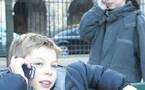 "Et s’il veut un portable à Noël ?" - Le Parisien - 17/12/2008