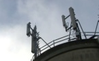 VIDEO : 'Toujours plus d'antennes relais : une difficile cohabitation pour les riverains' - France 3 - 26/01/2015